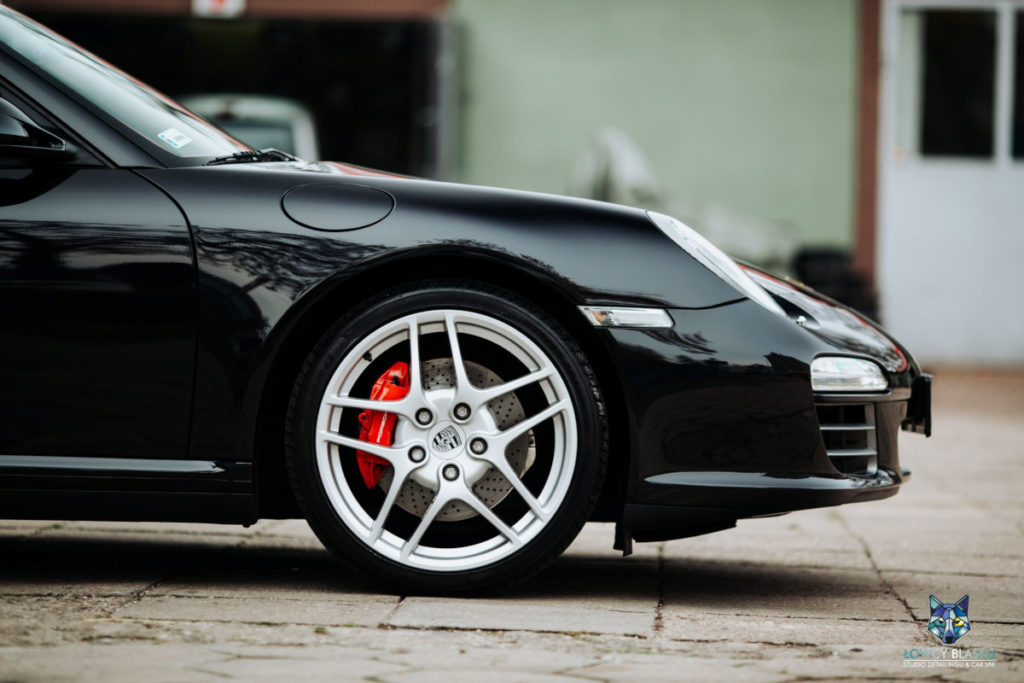 Porsche-Carrera-zabezpieczone-powłoką-ceramiczną-Opti-Coat-Łowcy-Blasku-10